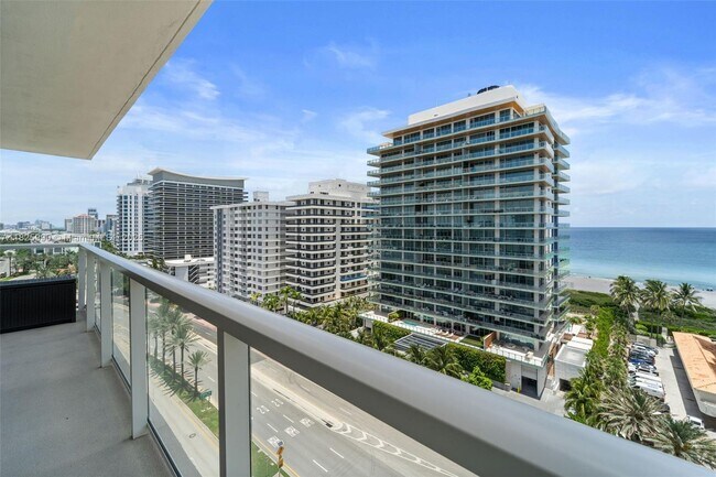 Building Photo - 5750 Collins Ave