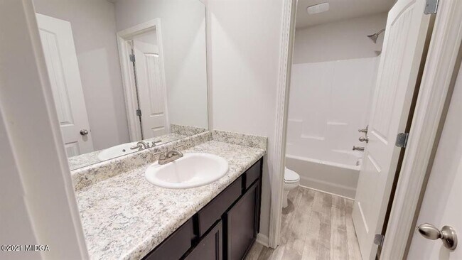 Building Photo - 178 Goodall Woods Dr