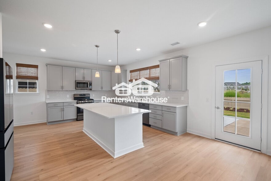 Building Photo - 500 Middleton Wy