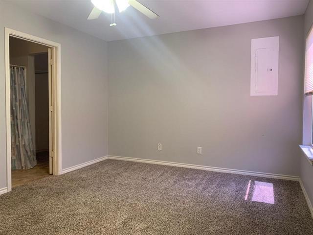 Building Photo - 1602 W Elm St