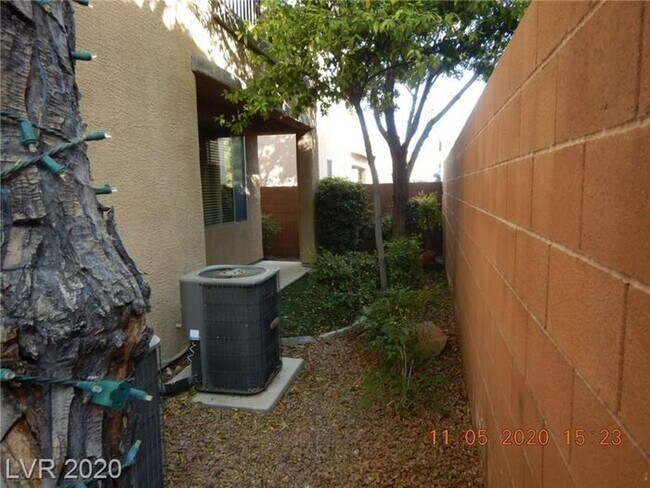 Building Photo - COMING SOON -- Ready by mid April