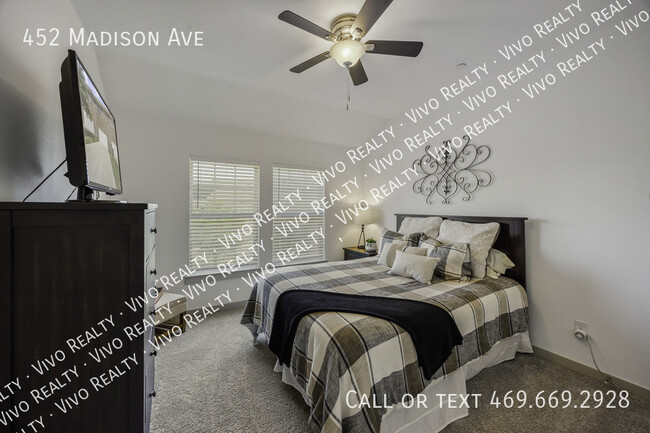 Building Photo - 452 Madison Ave