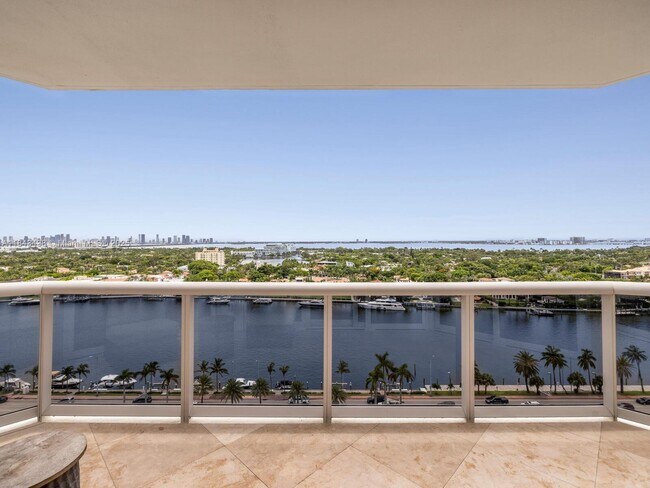 Building Photo - 4779 Collins Ave