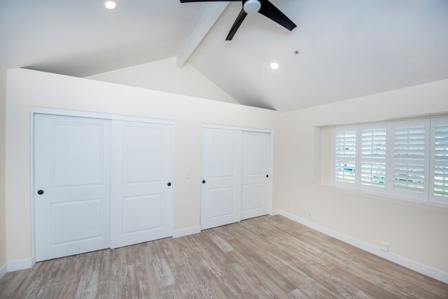 Building Photo - Eastside Costa Mesa Gem