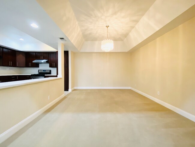 Building Photo - 10630 Wilkins Ave