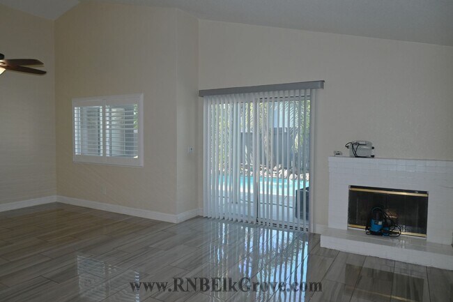 Building Photo - 2339 Silverado Ct