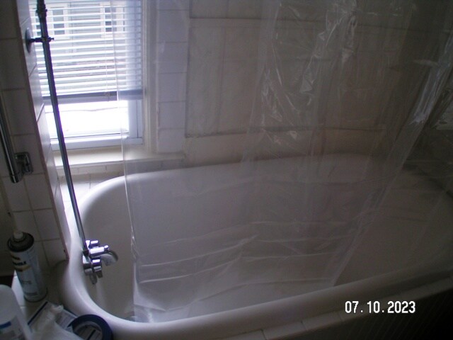 Building Photo - 2233 Buchanan Ave SW