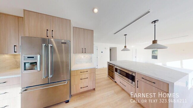 Building Photo - 4455 Deanwood Dr