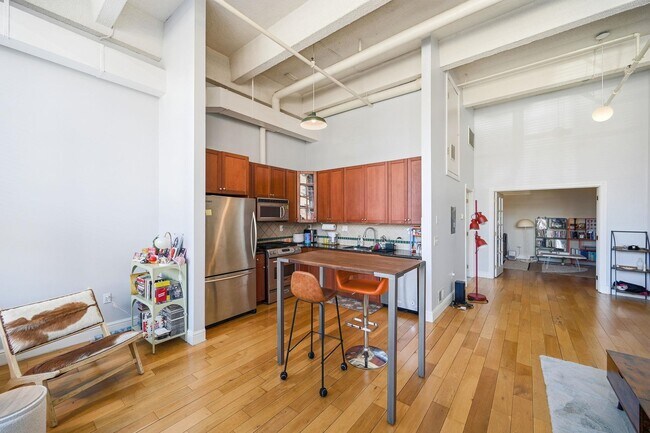 Building Photo - 300 Communipaw Ave