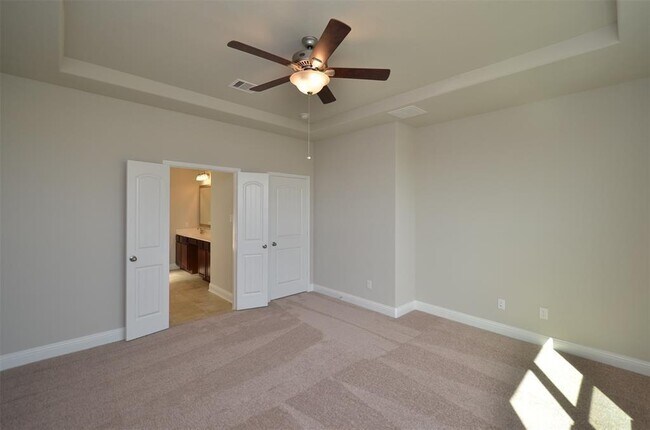 Building Photo - 19255 Presa Canyon Dr