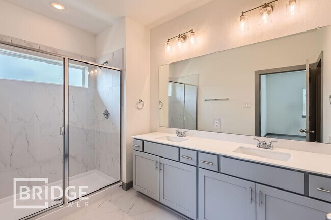 Building Photo - WESTON-33146 Willow Heights Ln, Magnolia, ...