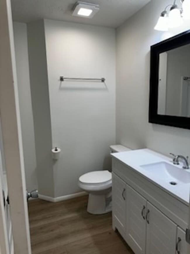 Building Photo - Fully Remodeled Home!