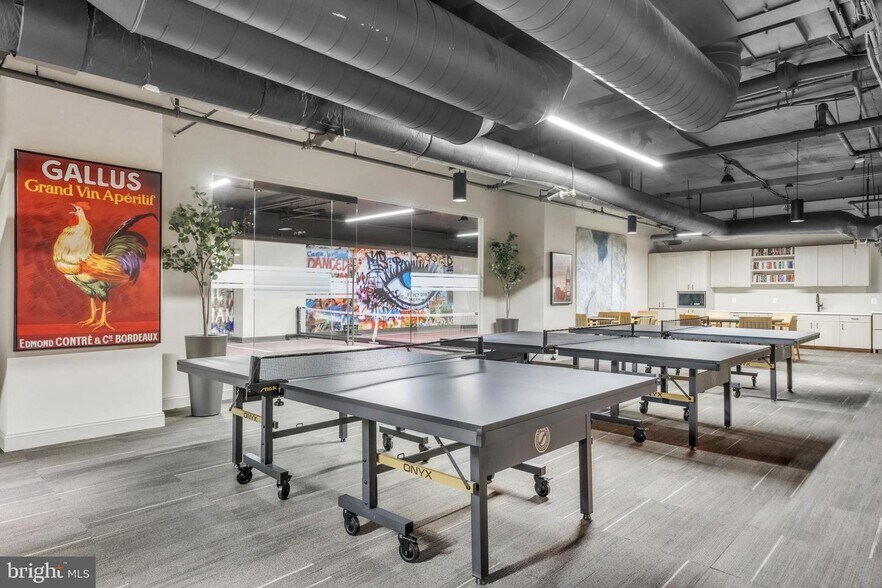 Building Photo - 1801 Market St