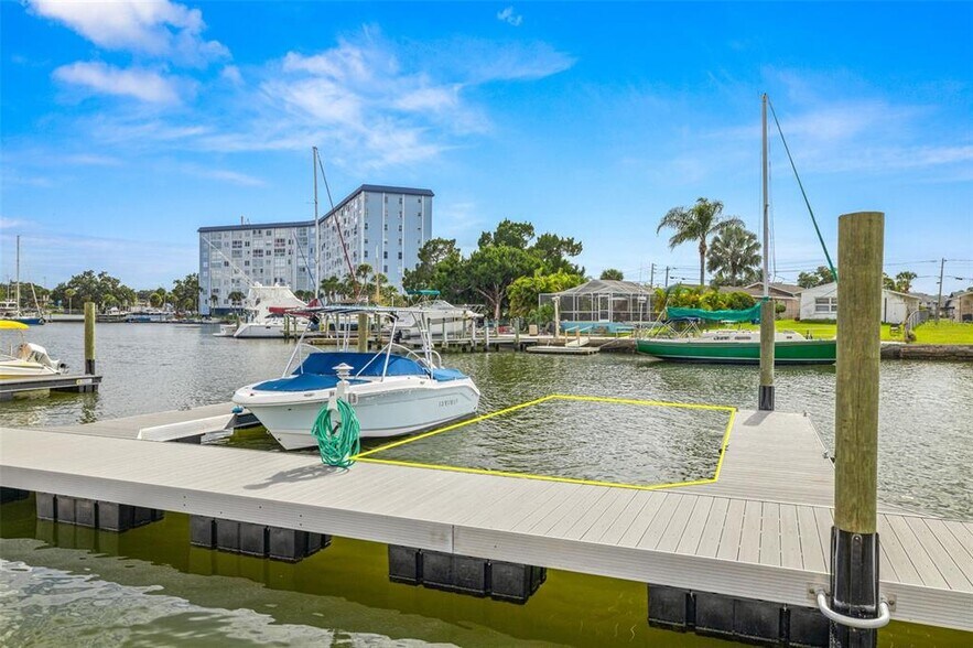 Building Photo - 5157 Silent Loop