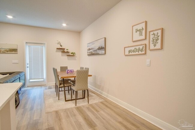 Building Photo - 5689 Stellarjay St