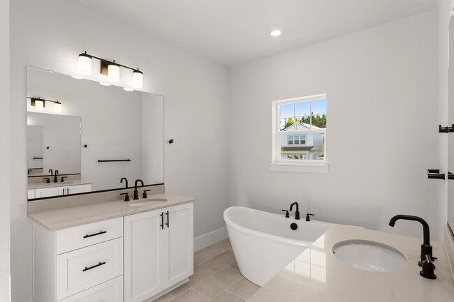 Building Photo - 4 Bedroom/2Bathroom in the Axiom at River ...