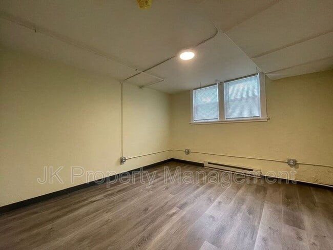 Building Photo - 2825 2nd Ave N