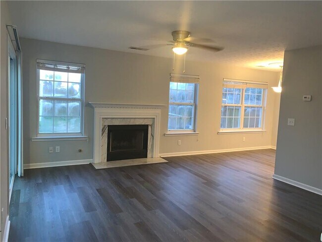 Building Photo - 2035 Keenland Ct