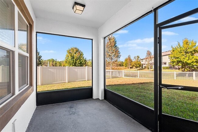 Building Photo - 1848 Oak Hammock Ct