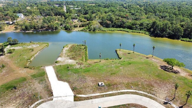 Building Photo - 4325 E Bayou Maison Cir