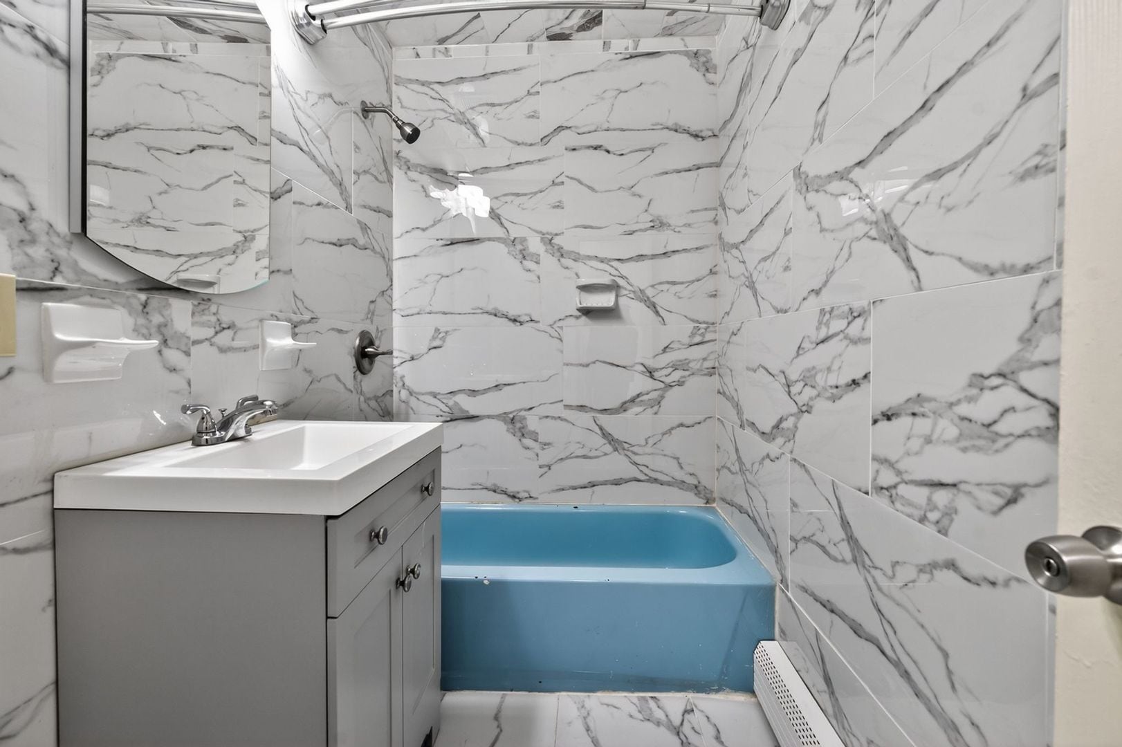 Building Photo - 1102 E 233rd St