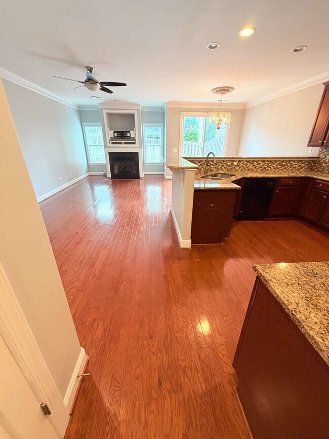 Building Photo - "Stylish 3-Bedroom Townhouse Featuring Granite Countertops & Cozy Fireplace in Winston-Salem"