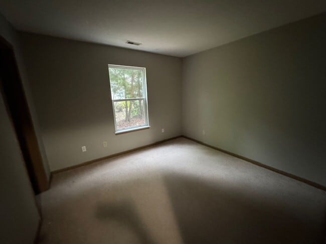Building Photo - 3217 Cedar Ridge Run