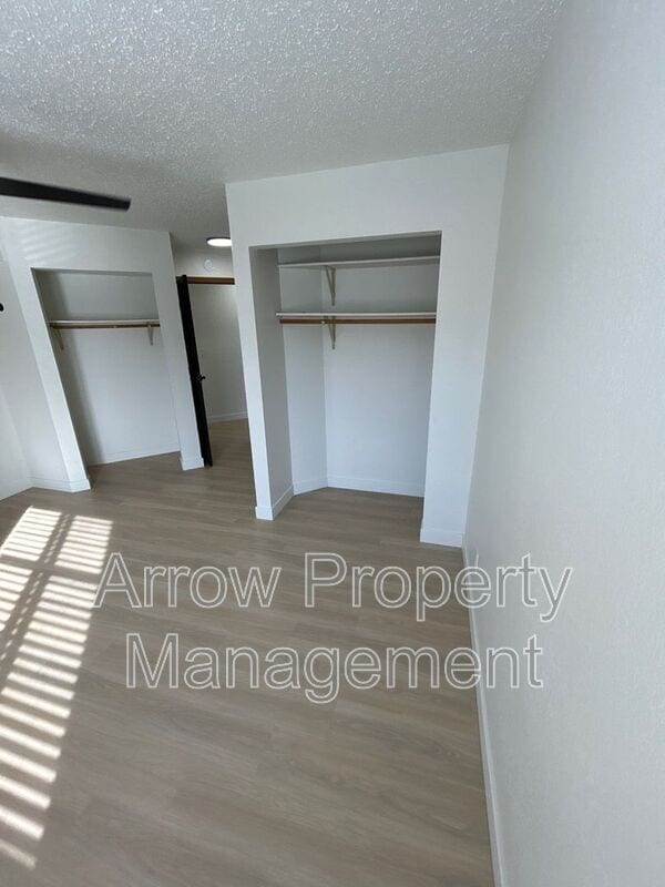 Building Photo - 205 E Arbor Ave