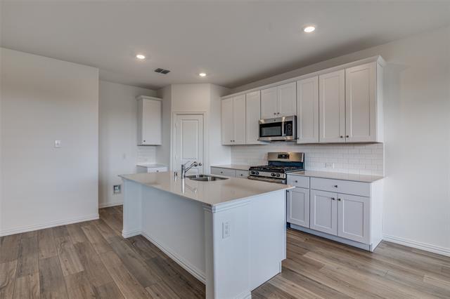 Building Photo - 4001 Kaufman Ct