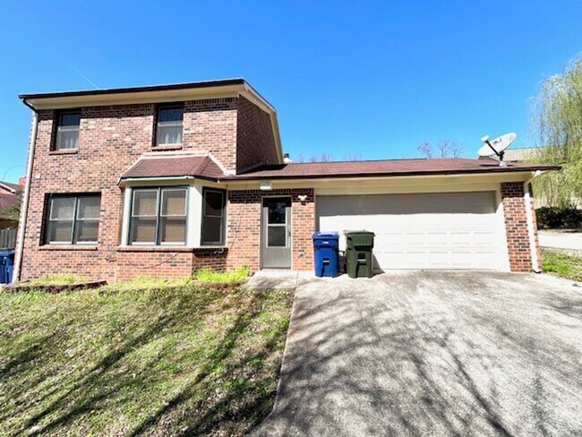 Building Photo - Beautiful Home for Rent in the Heart of Madison