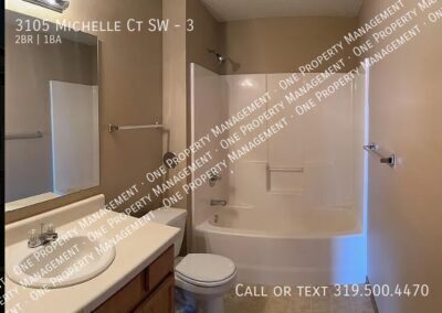 Building Photo - 3105 Michelle Ct SW