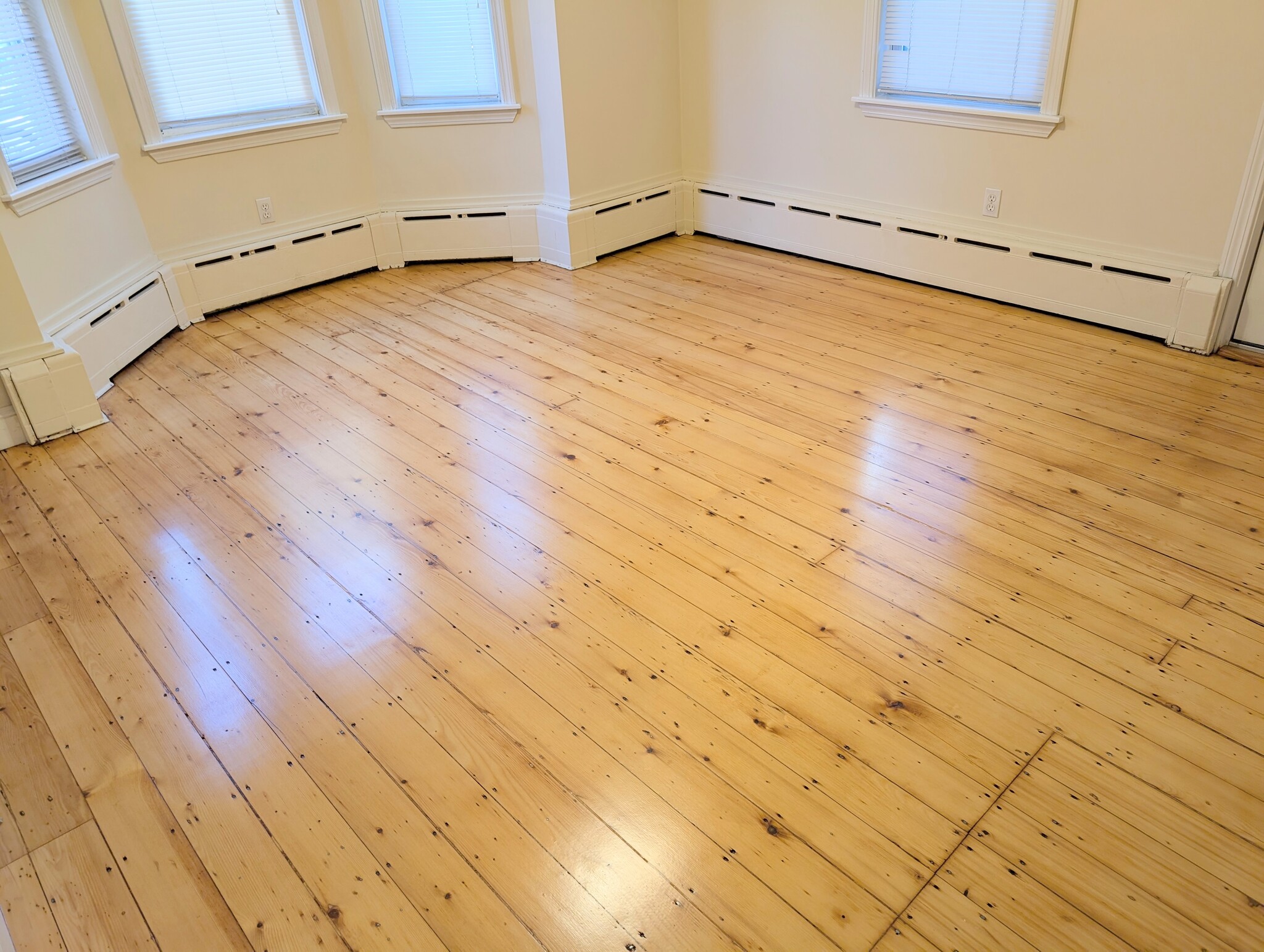 Building Photo - 29 Gorham St