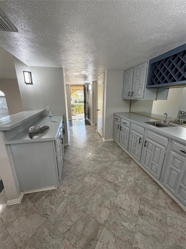 Building Photo - 16914 Clan MacGregor Dr