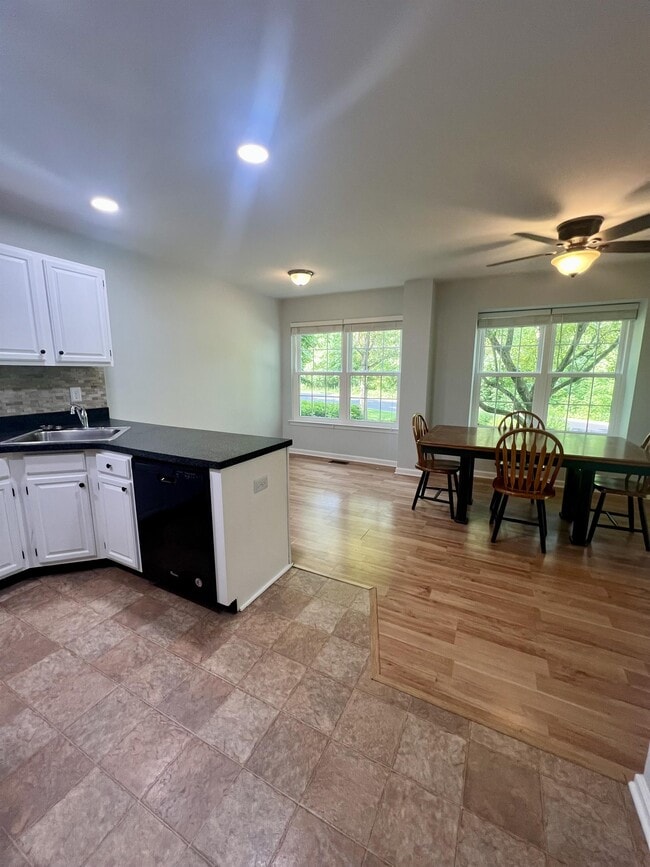 Building Photo - 8503 Spruce Mill Dr