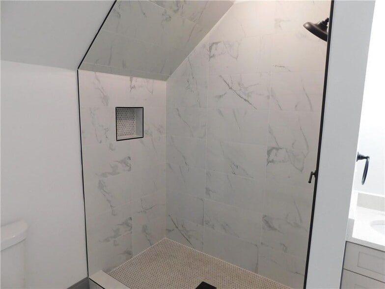 Building Photo - 221 Stafford St NW