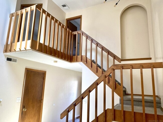 Building Photo - 101 Copper Beech Dr