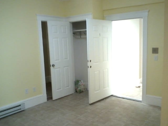 Building Photo - 61 Park Dr