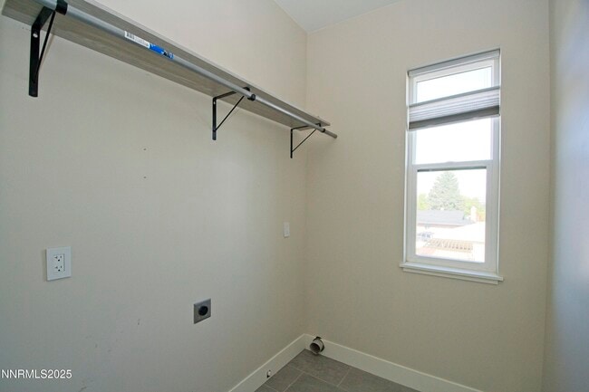 Building Photo - 1128 Gordon Ave