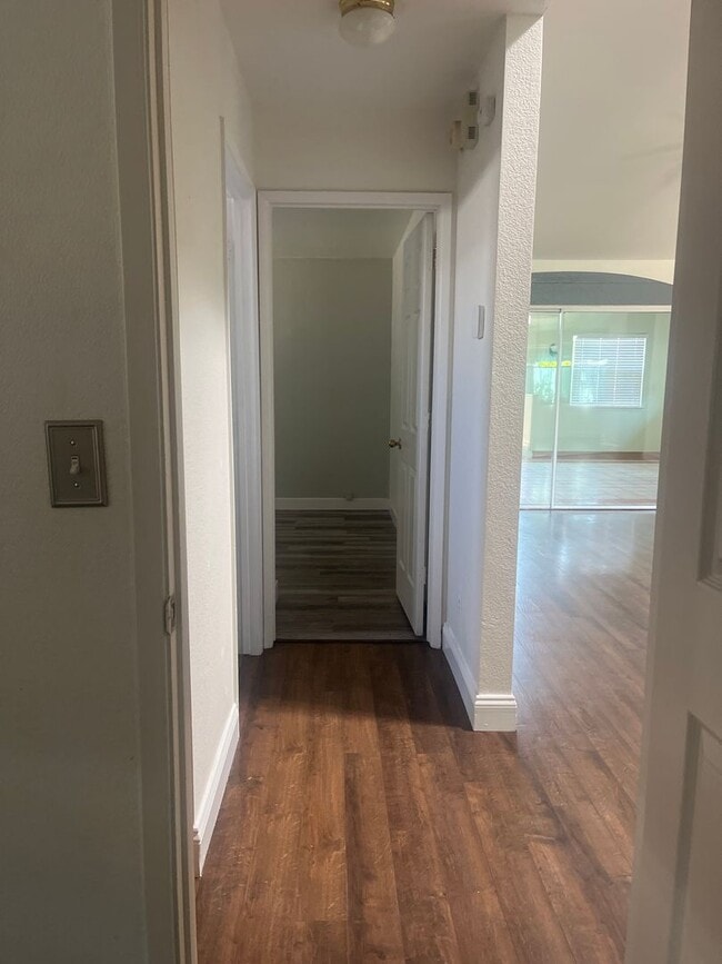 Building Photo - This rental won't last long. Don't miss ou...