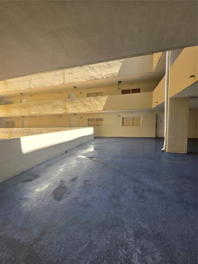 Building Photo - 2647 NW 25th Ave