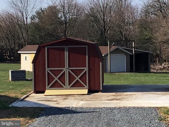 Building Photo - 7960 Mentzer Gap Rd