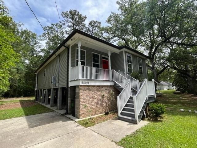 Building Photo - 35621 Oakridge Ave