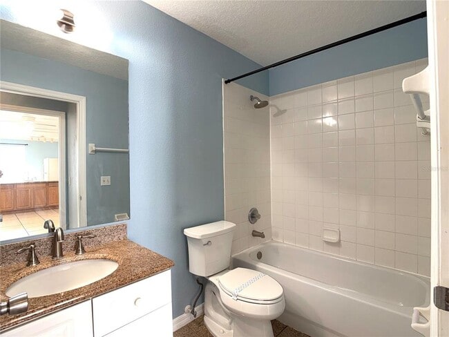 Building Photo - 133 Mango Dr