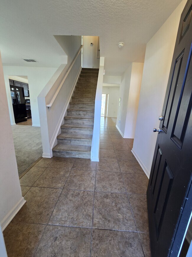 Building Photo - 127 Cedar Cir Dr