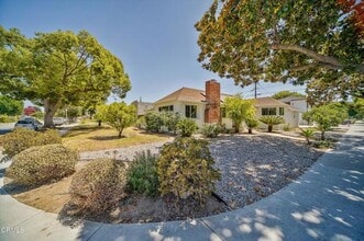 Building Photo - 838 Highland Ave