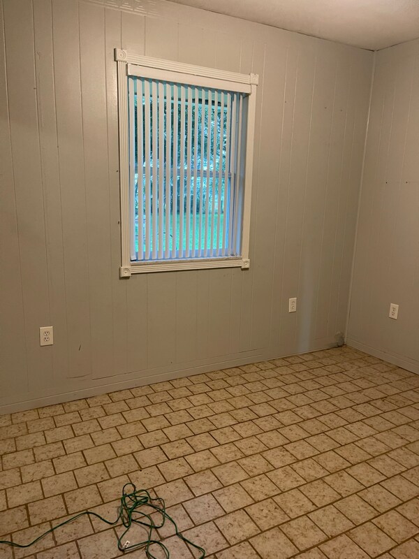 Building Photo - 2315 Coolidge Rd