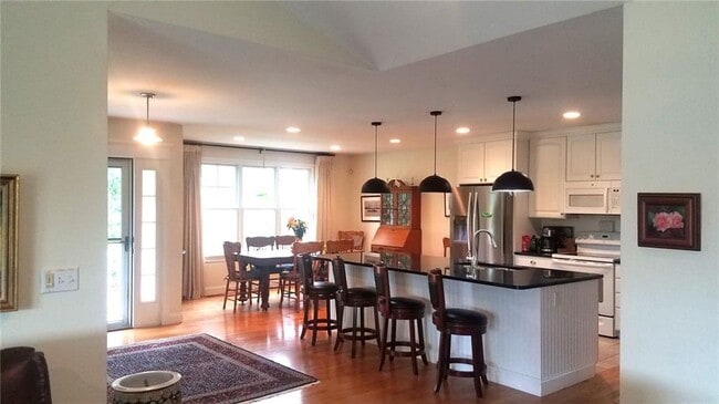 Building Photo - 27 Sanderling Way