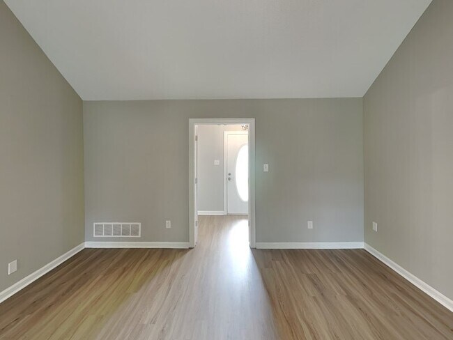 Building Photo - 711 Cedar Brake Dr