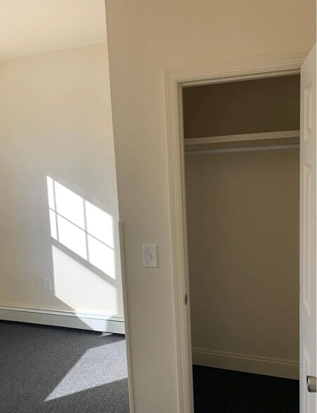 Building Photo - 200 Central Ave