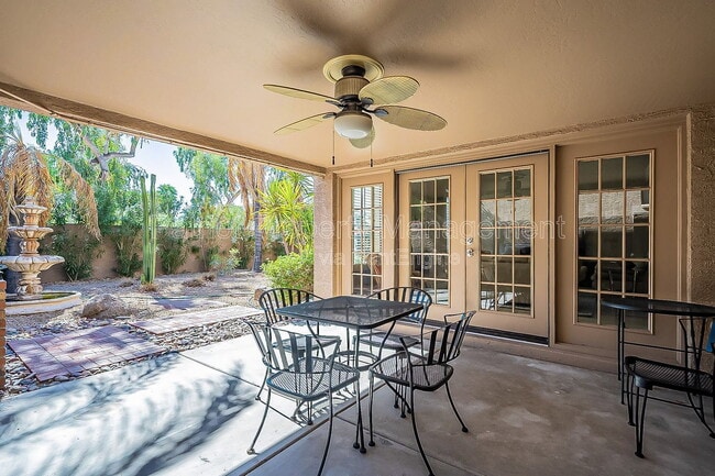 Building Photo - 10527 E Fanfol Ln